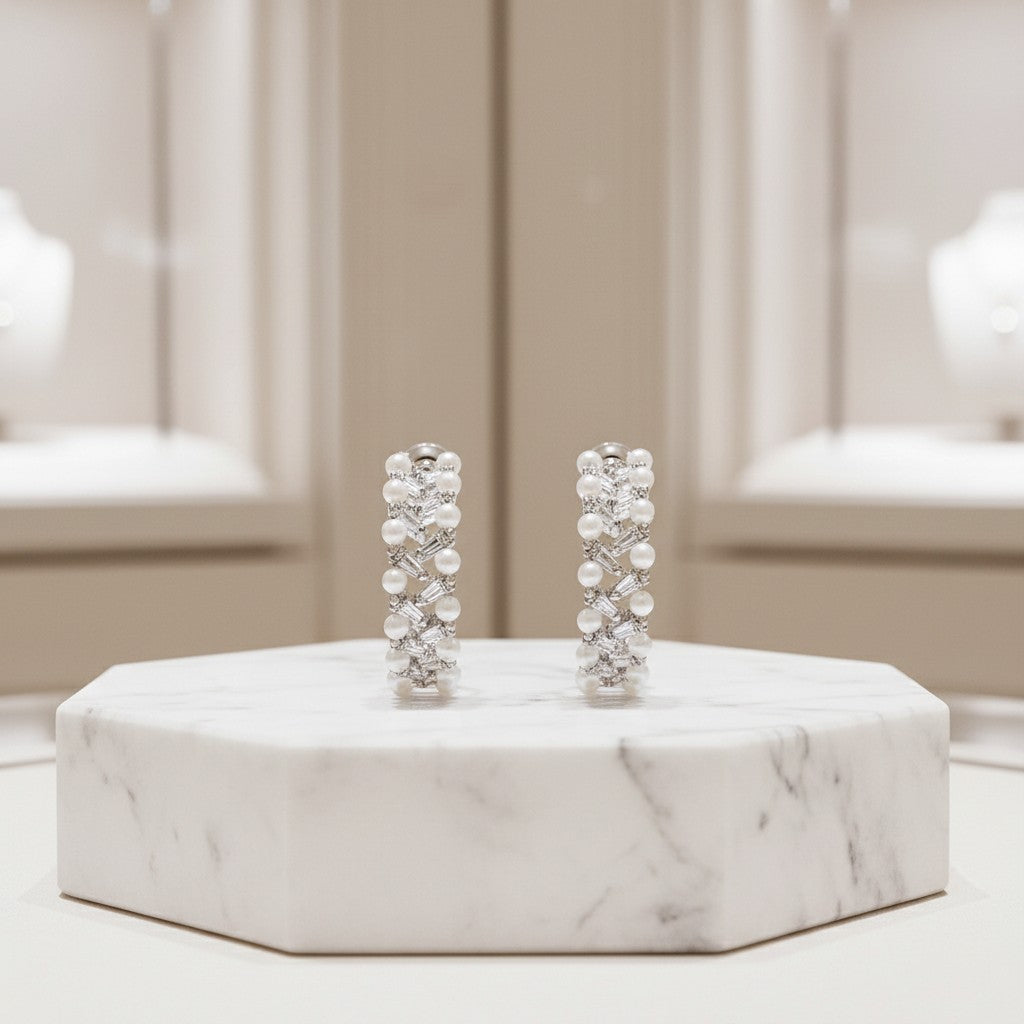 CUBIC ZIRCONIA COLLECTION - CHIC PEARL EARRINGS - CZER768 SILVER
