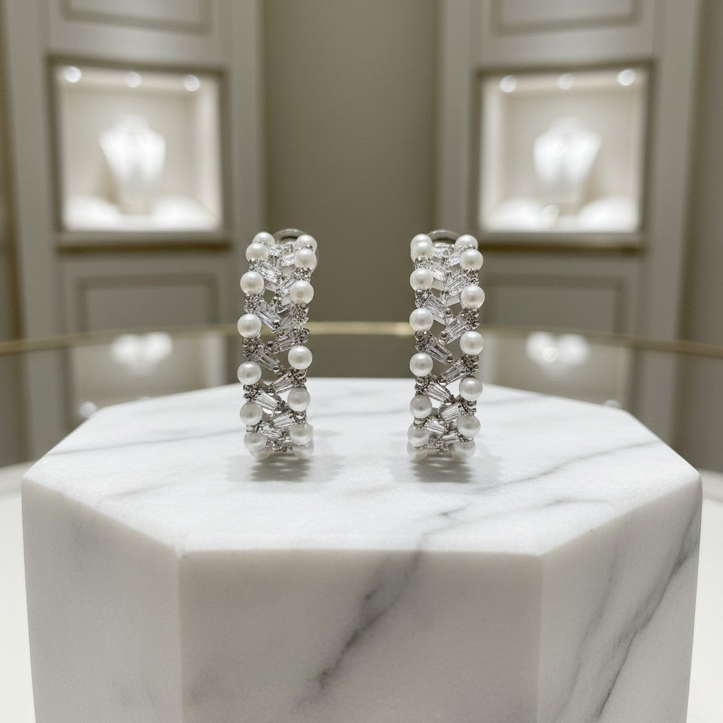 CUBIC ZIRCONIA COLLECTION - CHIC PEARL EARRINGS - CZER768 SILVER