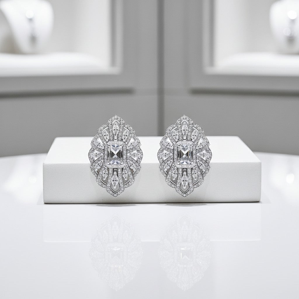 CUBIC ZIRCONIA COLLECTION - VINTAGE SPARKLE EARRINGS - CZER769 SILVER