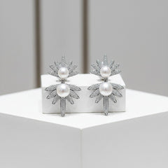 CUBIC ZIRCONIA COLLECTION - STARLET GLAM EARRINGS - CZER771 SILVER