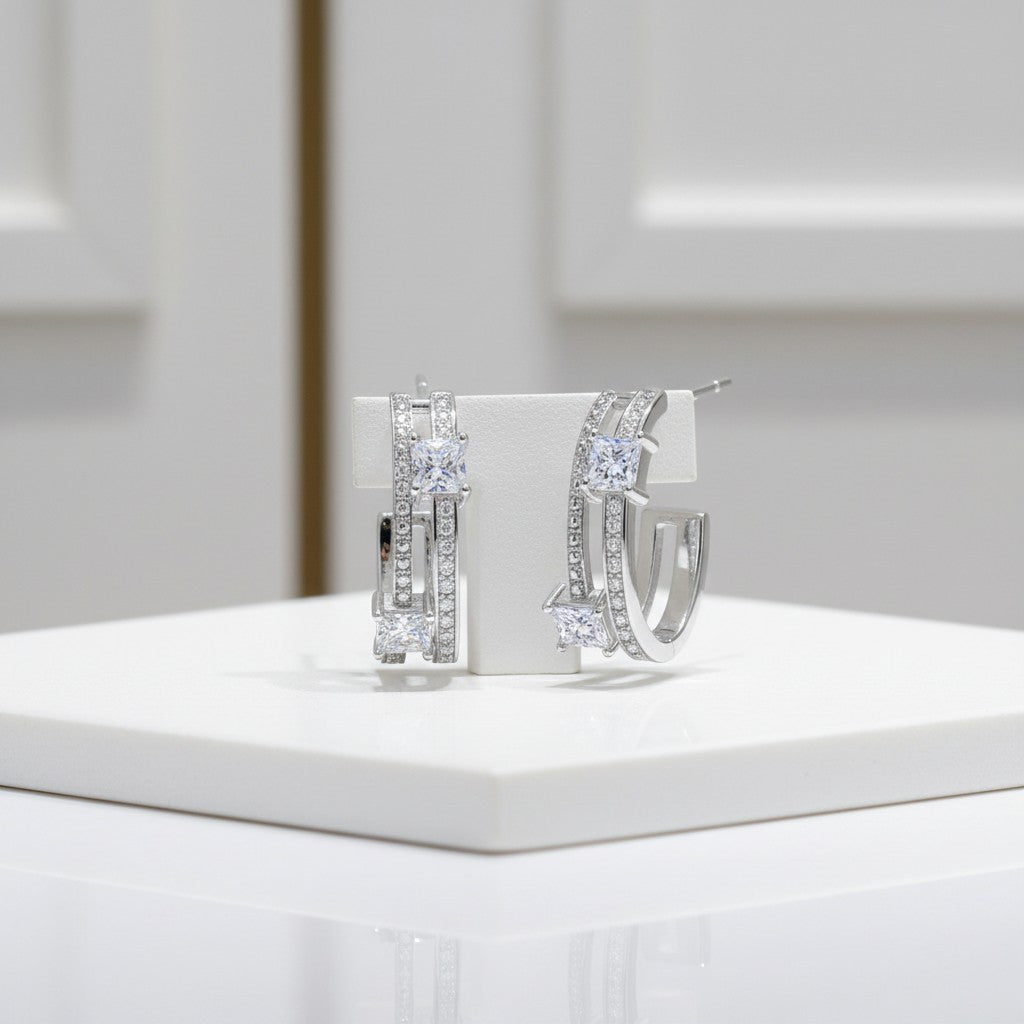 CUBIC ZIRCONIA COLLECTION - CRYSTAL CHIC EARRINGS - CZER773 SILVER