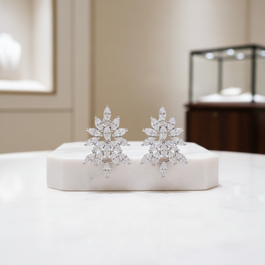 CUBIC ZIRCONIA COLLECTION - GLITZY CRYSTAL EARRINGS - CZER774 SILVER