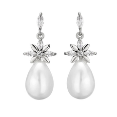 CUBIC ZIRCONIA COLLECTION - PEARL SPARKLE EARRINGS - CZER776 SILVER