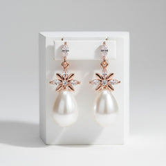 CUBIC ZIRCONIA COLLECTION - PEARL SPARKLE EARRINGS - CZER776 ROSE GOLD