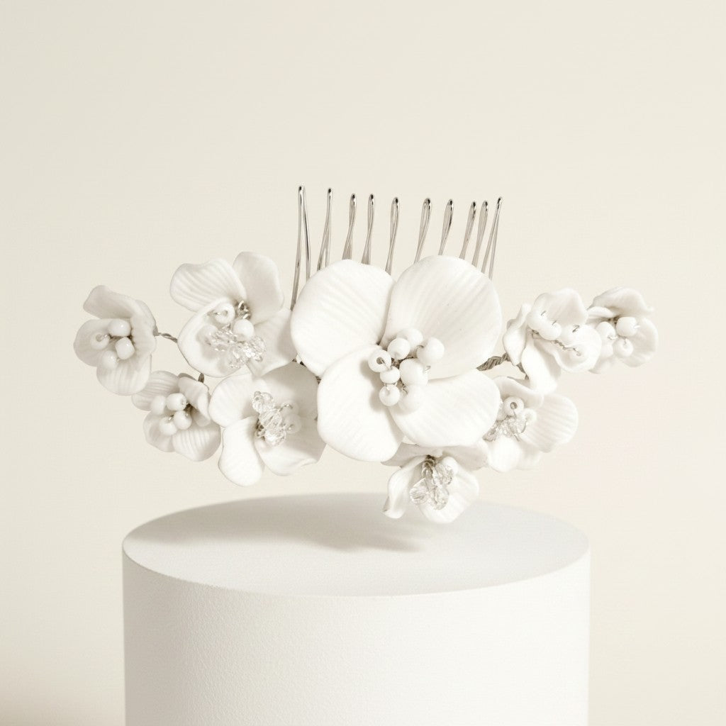ATHENA COLLECTION - CHIC FLORAL HAIR COMB - HC291 SILVER