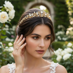 CUBIC ZIRCONIA COLLECTION - CHIC STARLET TIARA - AHB181 GOLD