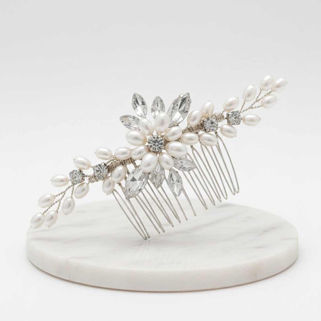 ATHENA COLLECTION - CHIC PEARL HAIR COMB - HC295 SILVER