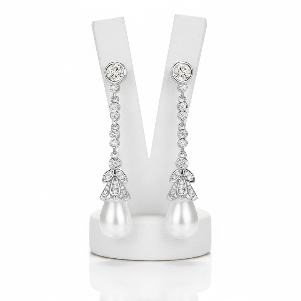 CUBIC ZIRCONIA COLLECTION - VINTAGE PEARL DROP EARRINGS - CZER779 SILVER