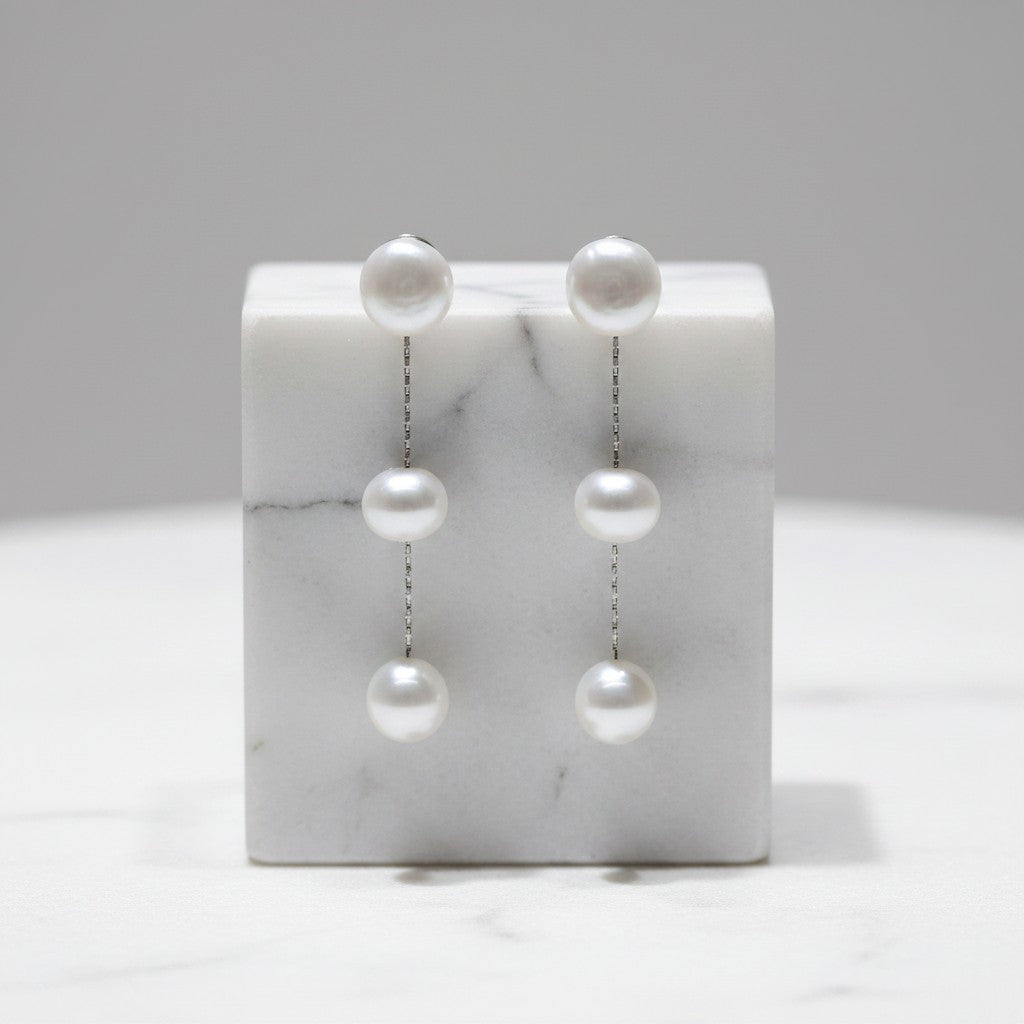 ATHENA COLLECTION - FRESHWATER PEARL DAINTY DROP EARRINGS - CZER782 SILVER