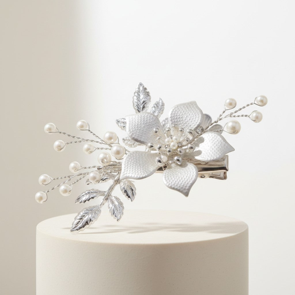 ATHENA COLLECTION - VINTAGE BLOOM HAIR CLIP - HC300 SILVER