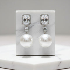 CUBIC ZIRCONIA COLLECTION - STARLET GLAM EARRINGS - CZER785 SILVER