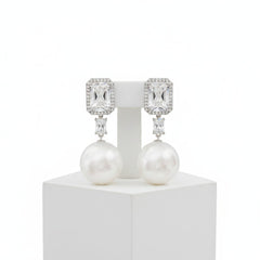 CUBIC ZIRCONIA COLLECTION - STARLET GLAM EARRINGS - CZER785 SILVER