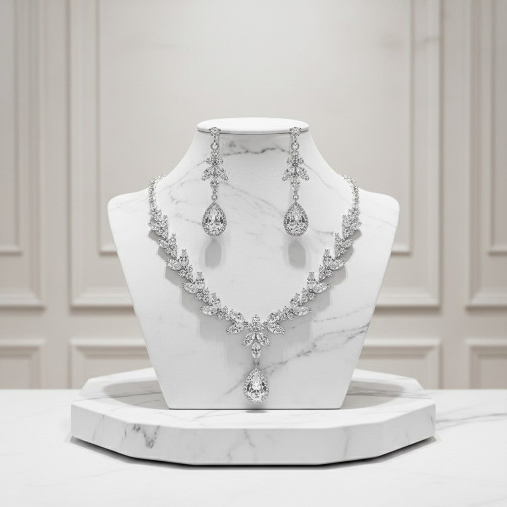 CUBIC ZIRCONIA COLLECTION - CRYSTAL SHIMMER NECKLACE - CZNK222 SILVER