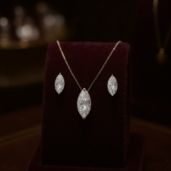 CUBIC ZIRCONIA COLLECTION - CRYSTAL GEM NECKLACE - SILVER CZNK242 SILVER