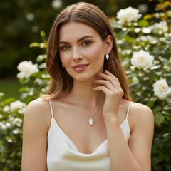 CUBIC ZIRCONIA COLLECTION - CRYSTAL GEM NECKLACE - SILVER CZNK242 SILVER