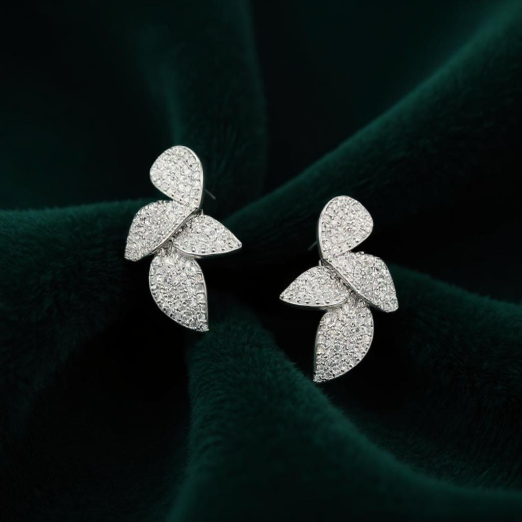 CUBIC ZIRCONIA COLLECTION - CRYSTAL CHIC EARRINGS - CZER798