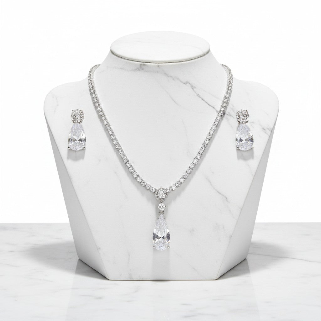 CUBIC ZIRCONIA COLLECTION - DAINTY STARLET GEM NECKLACE SET - CZNK244 SILVER