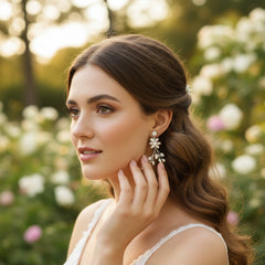 ATHENA COLLECTION - DAINTY FRESHWATER PEARL EARRINGS - CZER639