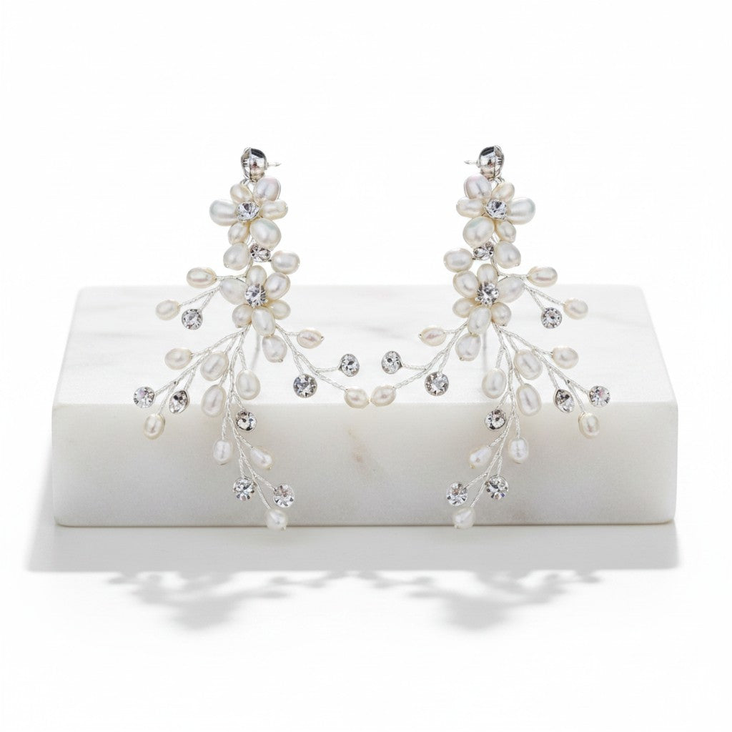 ATHENA COLLECTION - PEARL EXTRAVAGANCE EARRINGS - CZER656 SILVER