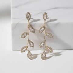 ATHENA COLLECTION - SPARKLY VINE EARRINGS - CZER657 GOLD