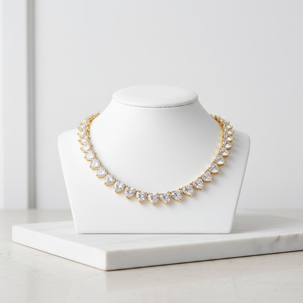 CUBIC ZIRCONIA COLLECTION - LUXE HEART NECKLACE - CZNK238 GOLD