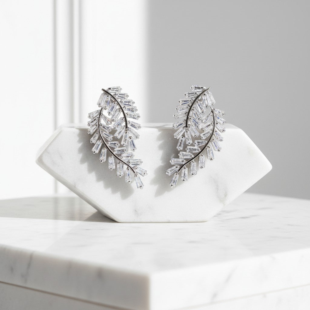 CUBIC ZIRCONIA COLLECTION - VINTAGE VINE EARRINGS -  CZER800 SILVER