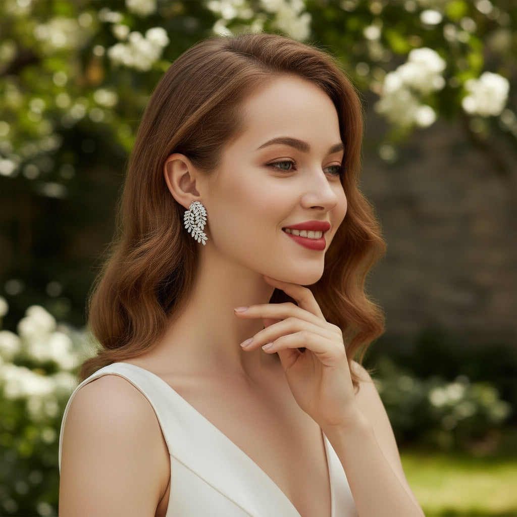 CUBIC ZIRCONIA COLLECTION - VINTAGE VINE EARRINGS -  CZER800 SILVER