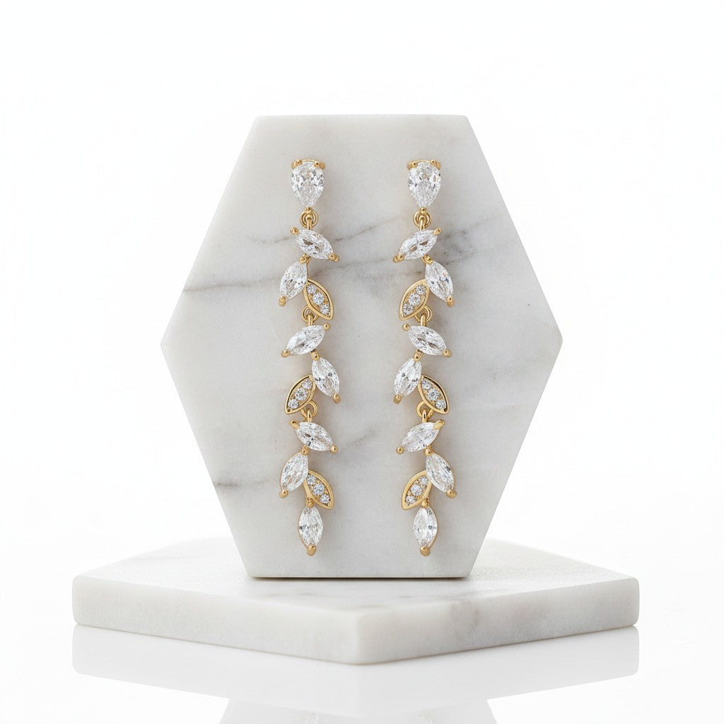 CUBIC ZIRCONIA COLLECTION - SPARKLE DROP EARRINGS - CZER801 GOLD