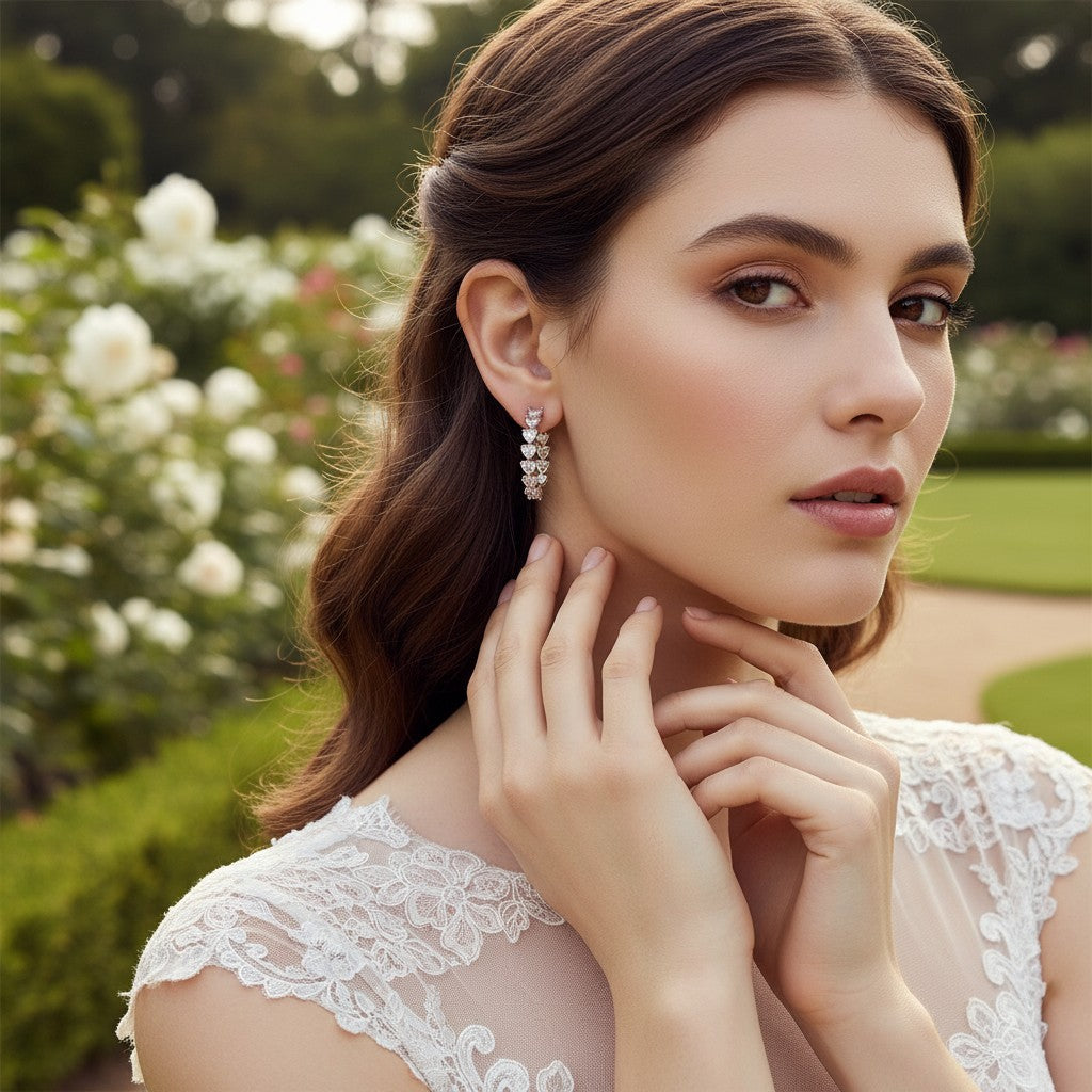CUBIC ZIRCONIA COLLECTION - GLITZY GLAM EARRINGS - CZER811 SILVER