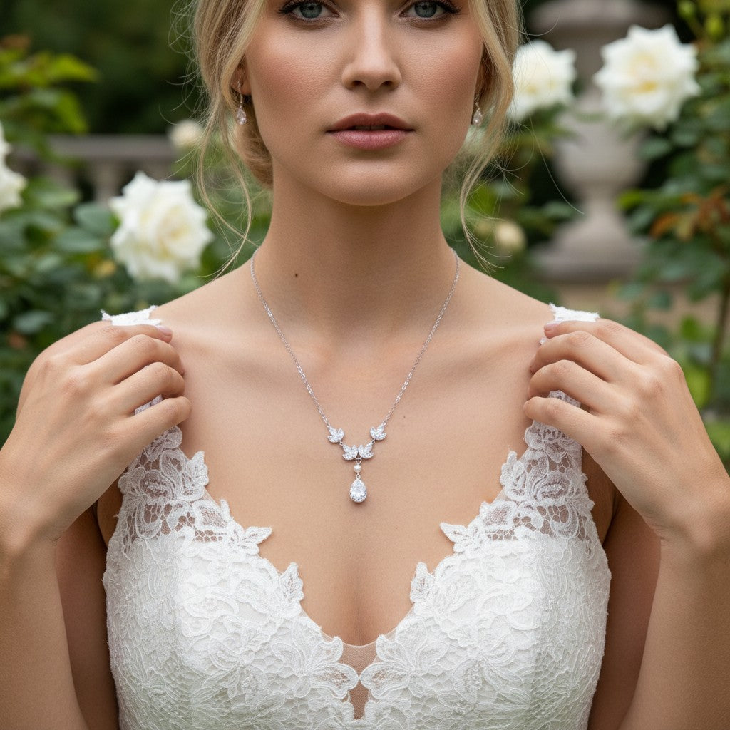 CUBIC ZIRCONIA COLLECTION - ENCHANTMENT PEARL SET - CZNK250 SILVER