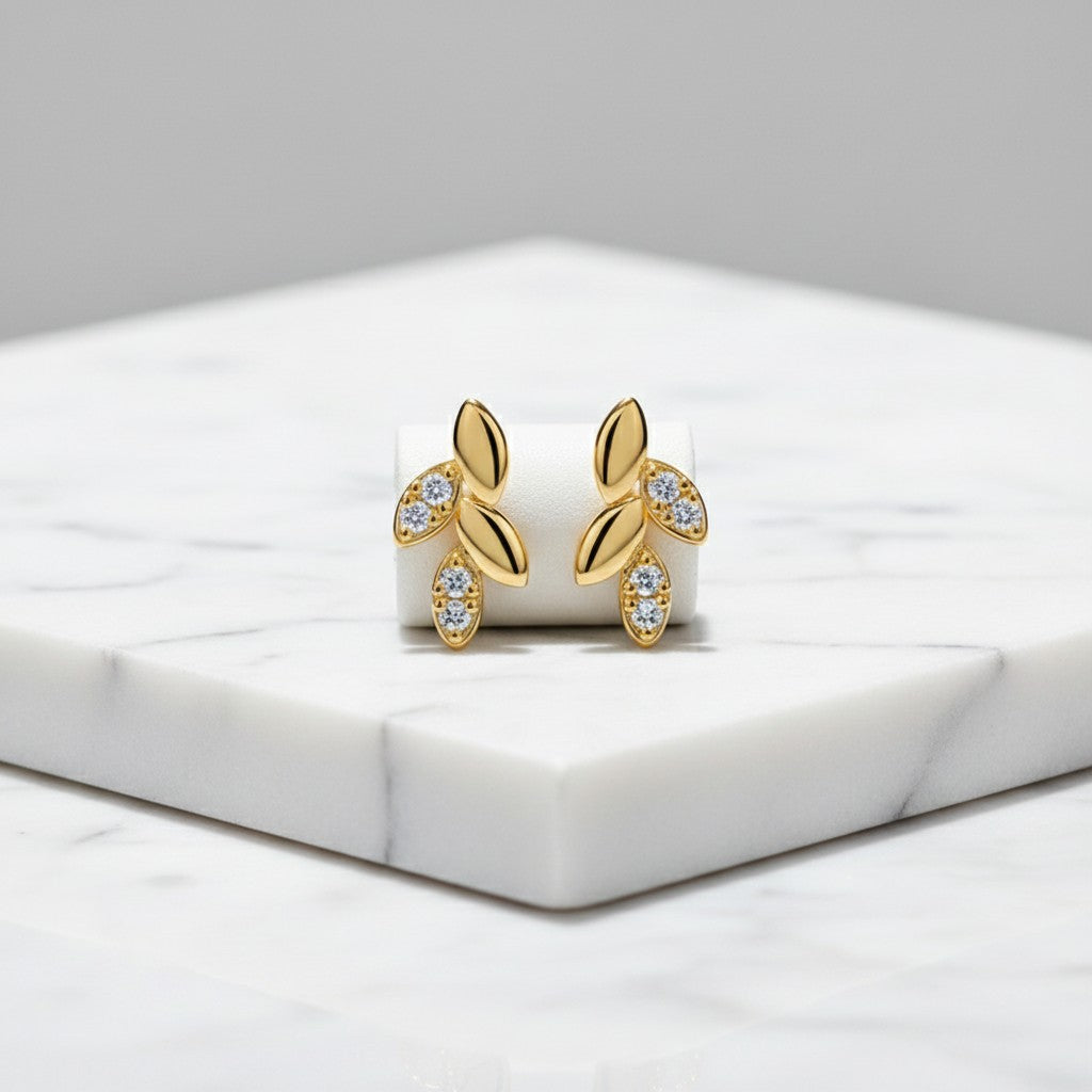 CUBIC ZIRCONIA COLLECTION - DAINTY SPARKLE EARRINGS - CZER815 GOLD