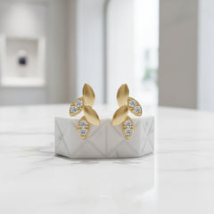 CUBIC ZIRCONIA COLLECTION - DAINTY SPARKLE EARRINGS - CZER815 GOLD