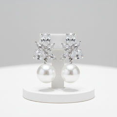 CUBIC ZIRCONIA COLLECTION - VINTAGE SHIMMER EARRINGS - CZER816 SILVER