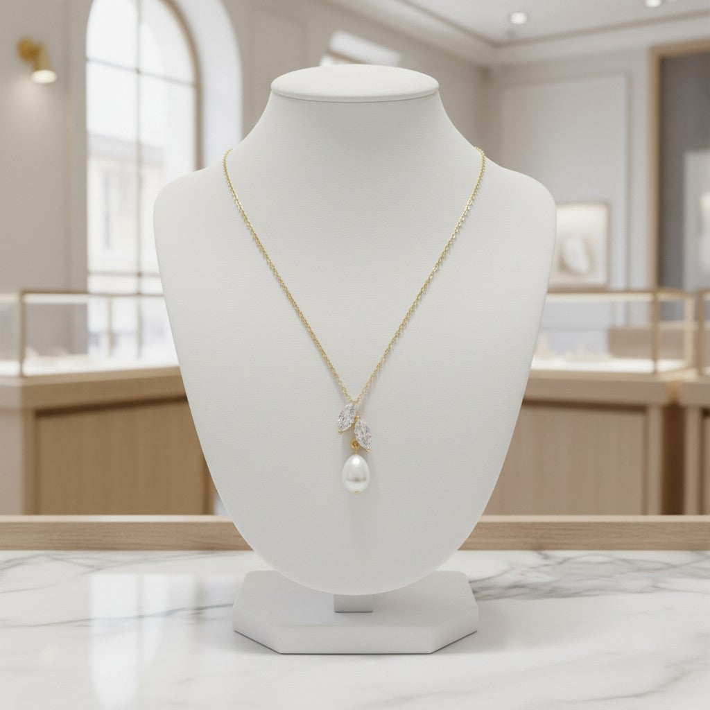 CUBIC ZIRCONIA COLLECTION - VINE FRESHWATER PEARL NECKLACE- CZNK251 GOLD