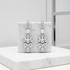 CUBIC ZIRCONIA COLLECTION - HOLLYWOOD STARLET EARRINGS - CZER817 SILVER