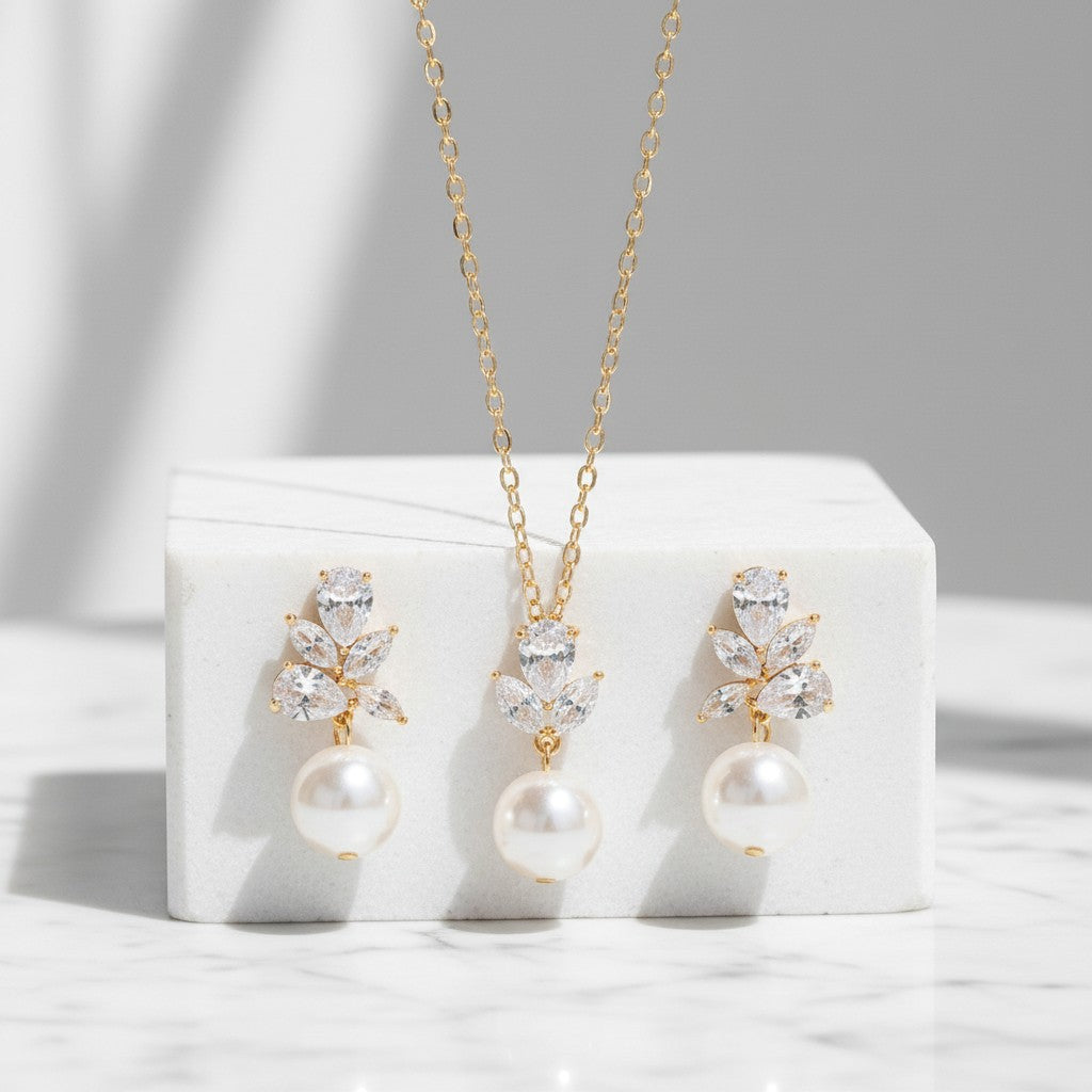 CUBIC ZIRCONIA COLLECTION - VINTAGE SHIMMER NECKLACE SET - CZNK253 GOLD