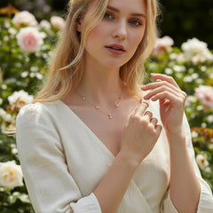 CUBIC ZIRCONIA COLLECTION - CHIC CLOVER SPARKLE NECKLACE - SSNK264 SILVER