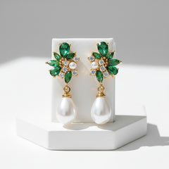 CUBIC ZIRCONA COLLECTION - DIVINE PEARL EARRINGS - CZER829 EMERALD