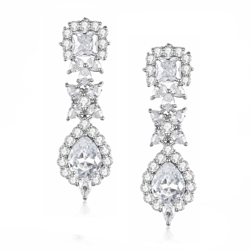 CUBIC ZIRCONIA COLLECTION - SIMULATED DIAMOND DROP EARRINGS - CZER831 SILVER