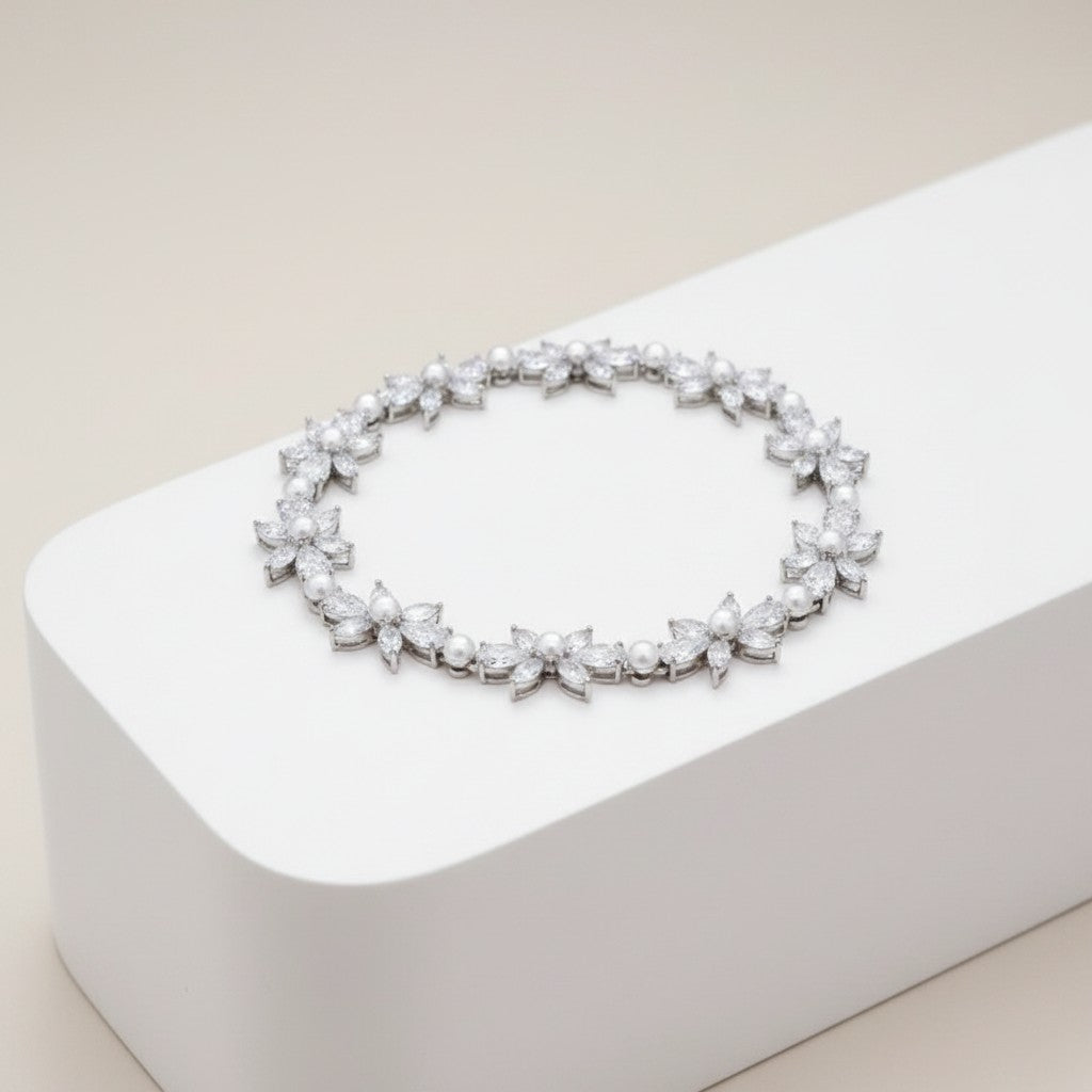 CUBIC ZIRCONIA COLLECTION - ORNATE HEIRLOOM BRACELET - BR164 SILVER