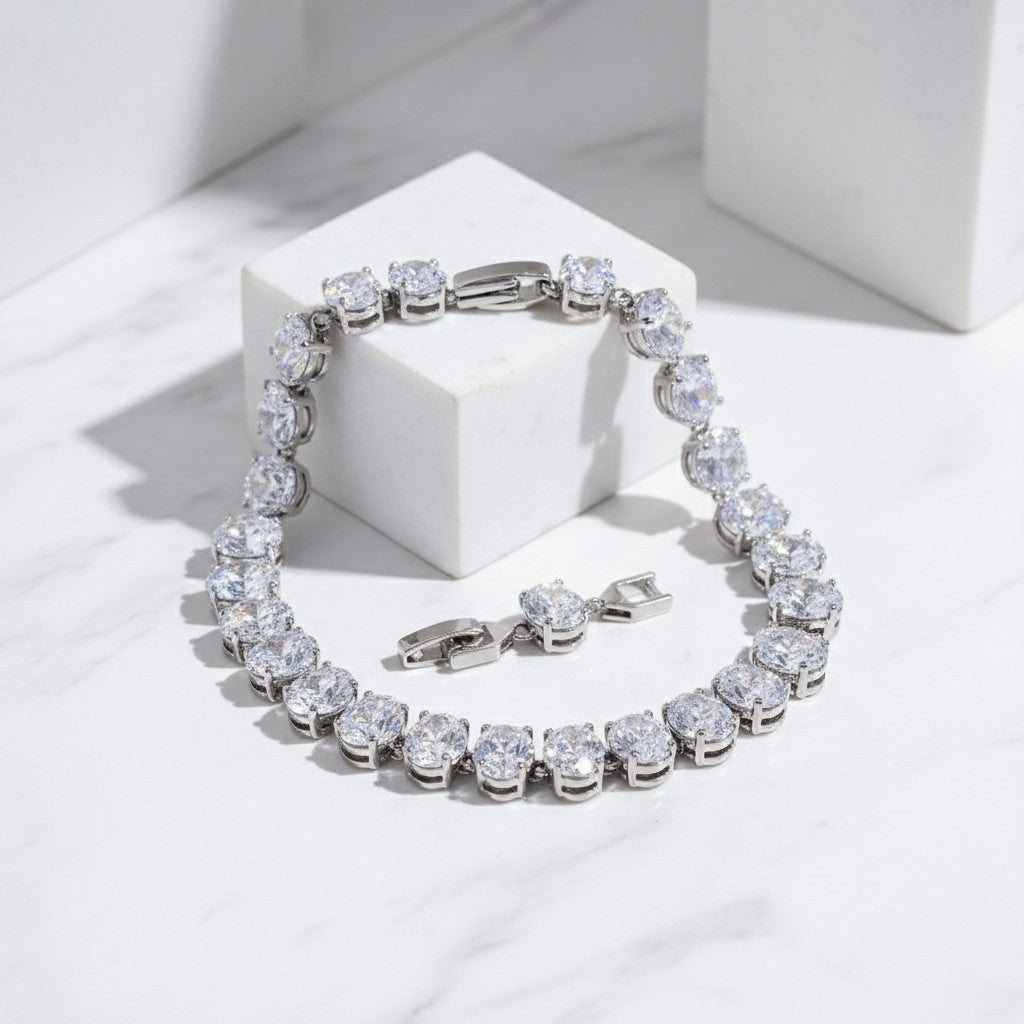 CUBIC ZIRCONIA COLLECTION - SIMULATED DIAMOND BRACELET - BR165 SILVER